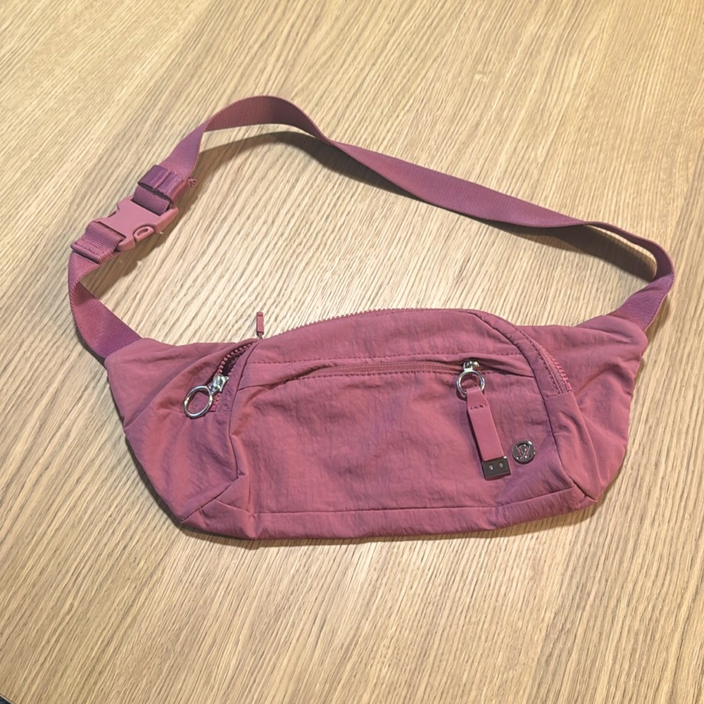 Lululemon Fanny, pink, xl, NWOT